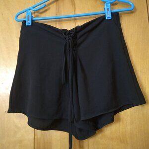 Twinkle Brand Women's Large Black Elastic Waist Drawstring Shorts